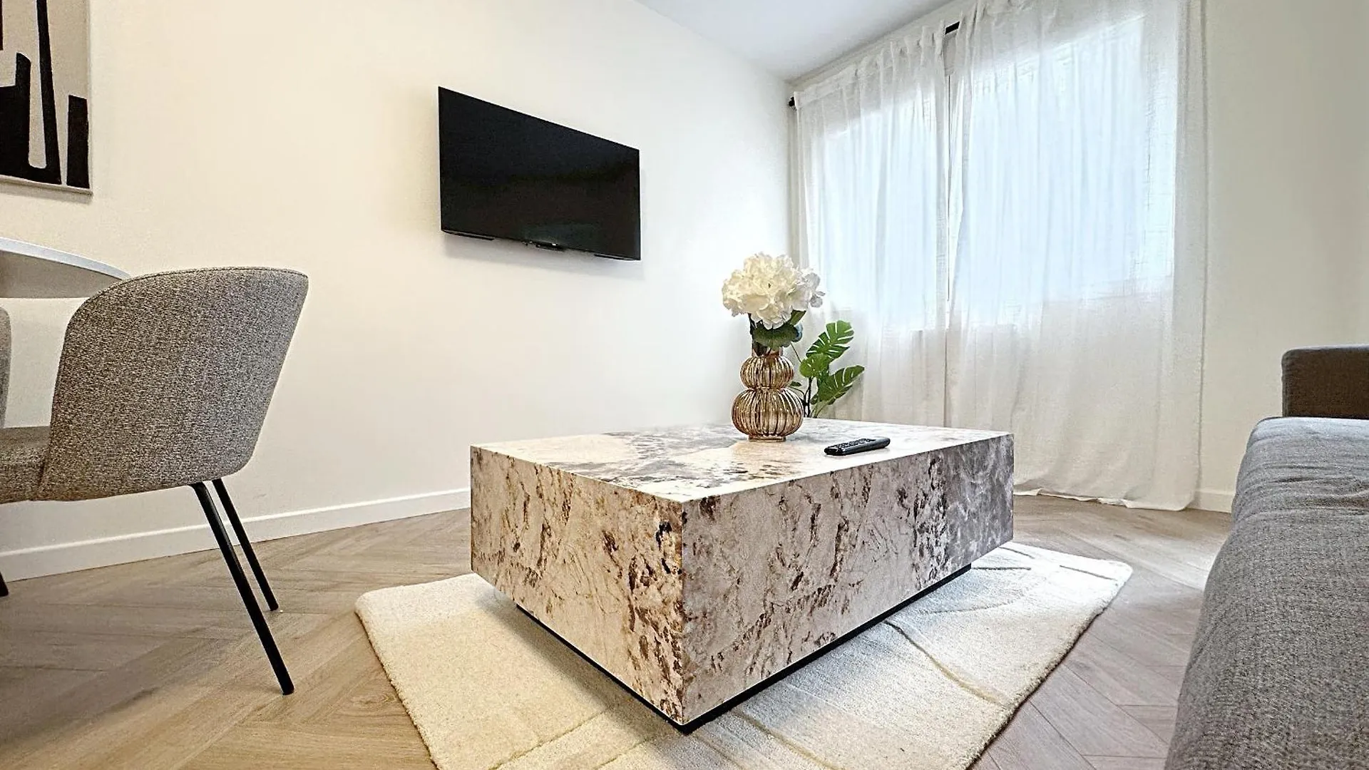 Appartement Suite Paradigme Lyon